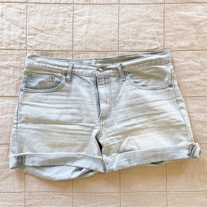 Gap denim sexy boyfriend shorts cutoff size 29